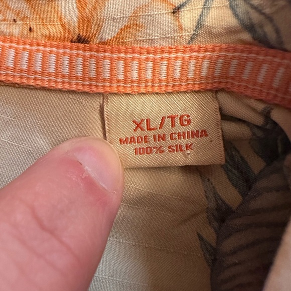 Tommy Bahama Size XL 100% Silk Hawaiian Camp Shirt Multicolor Floral Print - Picture 3 of 11